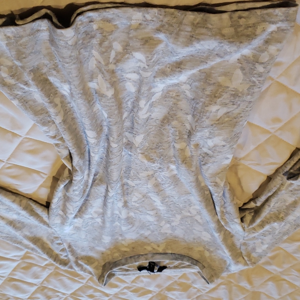 Women's shirt